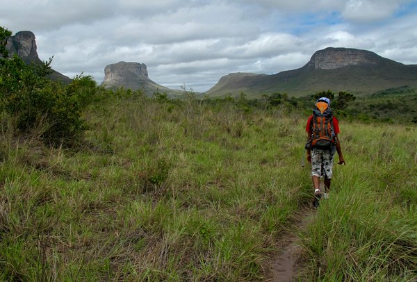 Comment choisir le bon matelas pour un camping confortable en zone caillouteuse?